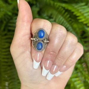 Sterling Silver and Lapis Lazuli ring with a 925 stamp